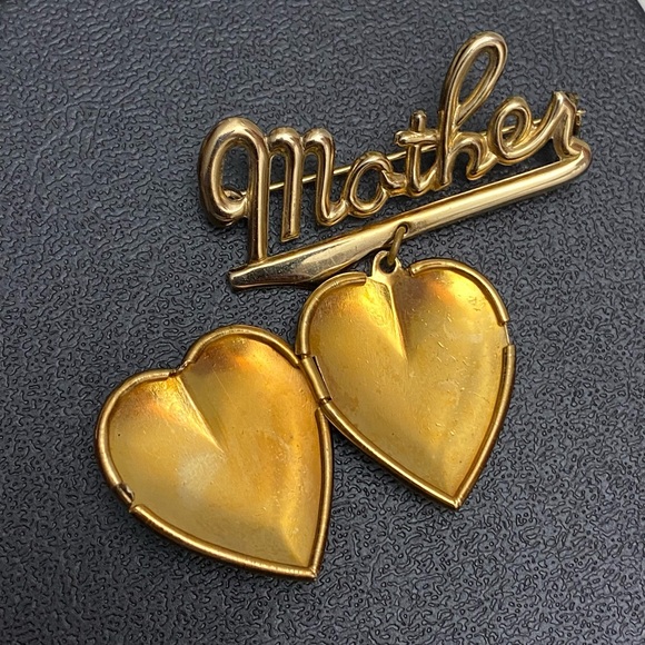 Vintage MOTHER Brooch Sweetheart Dangling Heart Locket Cameo Mother Of Pearl Pin - Picture 10 of 16